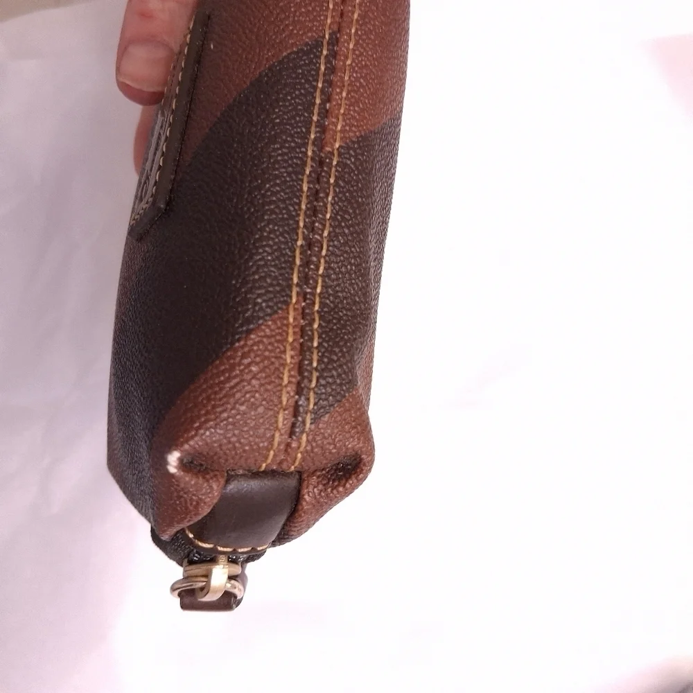 Dooney & Bourke two tone Brown cosmetic case